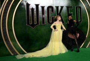Cynthia Erivo and Ariana Grande Finally Discuss That Weird Closeness They Had During the ‘Wicked’ Press Run