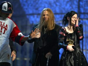 50 Cent “Hates My Guts,” Says Evanescence’s Amy Lee