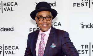 Giancarlo Esposito Confirms Marvel Meeting, Wants to Play Professor X