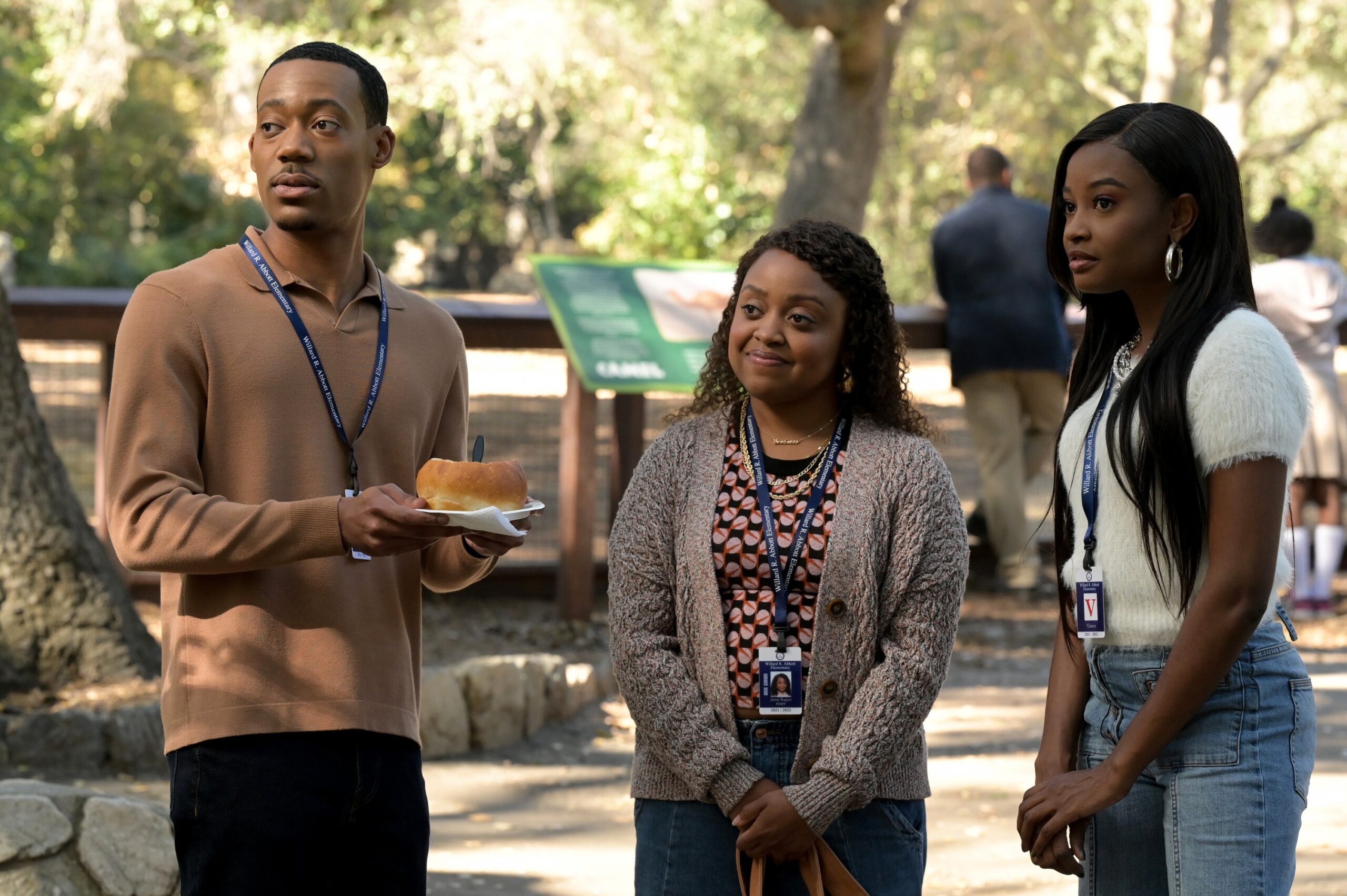 ABBOTT ELEMENTARY – “Zoo Balloon” – (ABC/Temma Hankin) TYLER JAMES WILLIAMS, QUINTA BRUNSON, IYANA HALLEY Photo: ABC/Temma Hankin