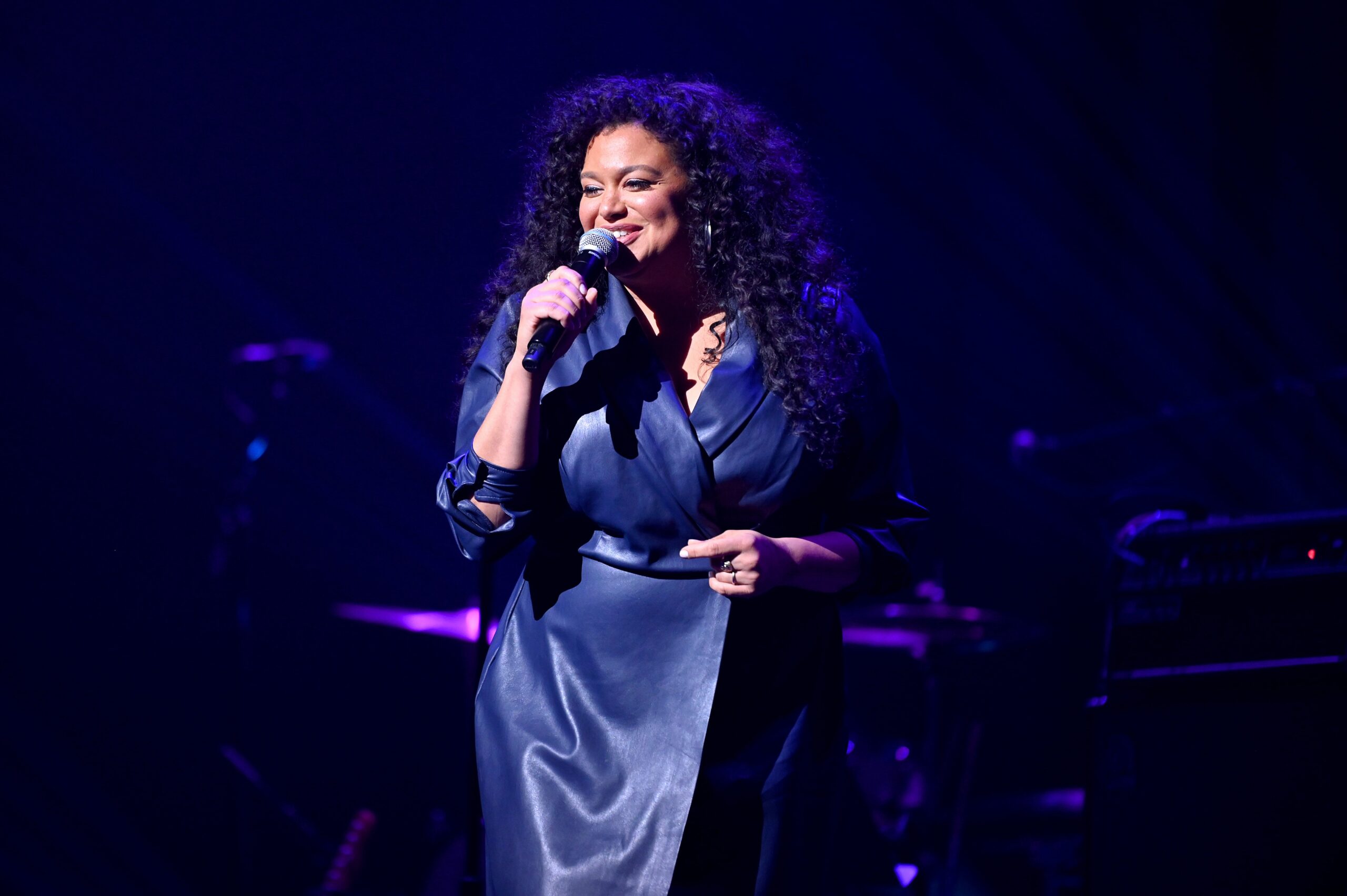 NEW YORK, NEW YORK - OCTOBER 23: Michelle Buteau performs onstage during the 2021 A Funny Thing Happened On The Way To Cure Parkinson’s gala on October 23, 2021 in New York City. (Photo by Noam Galai/Getty Images for The Michael J. Fox Foundation) Photo: Getty Images Noam Galai