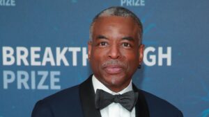 LeVar Burton Set to Host Trivial Pursuit Game Show