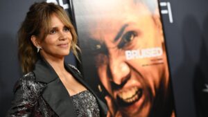 Halle Berry Says She Would Like to Direct Catwoman, so Hollywood Should Probably Let Her.