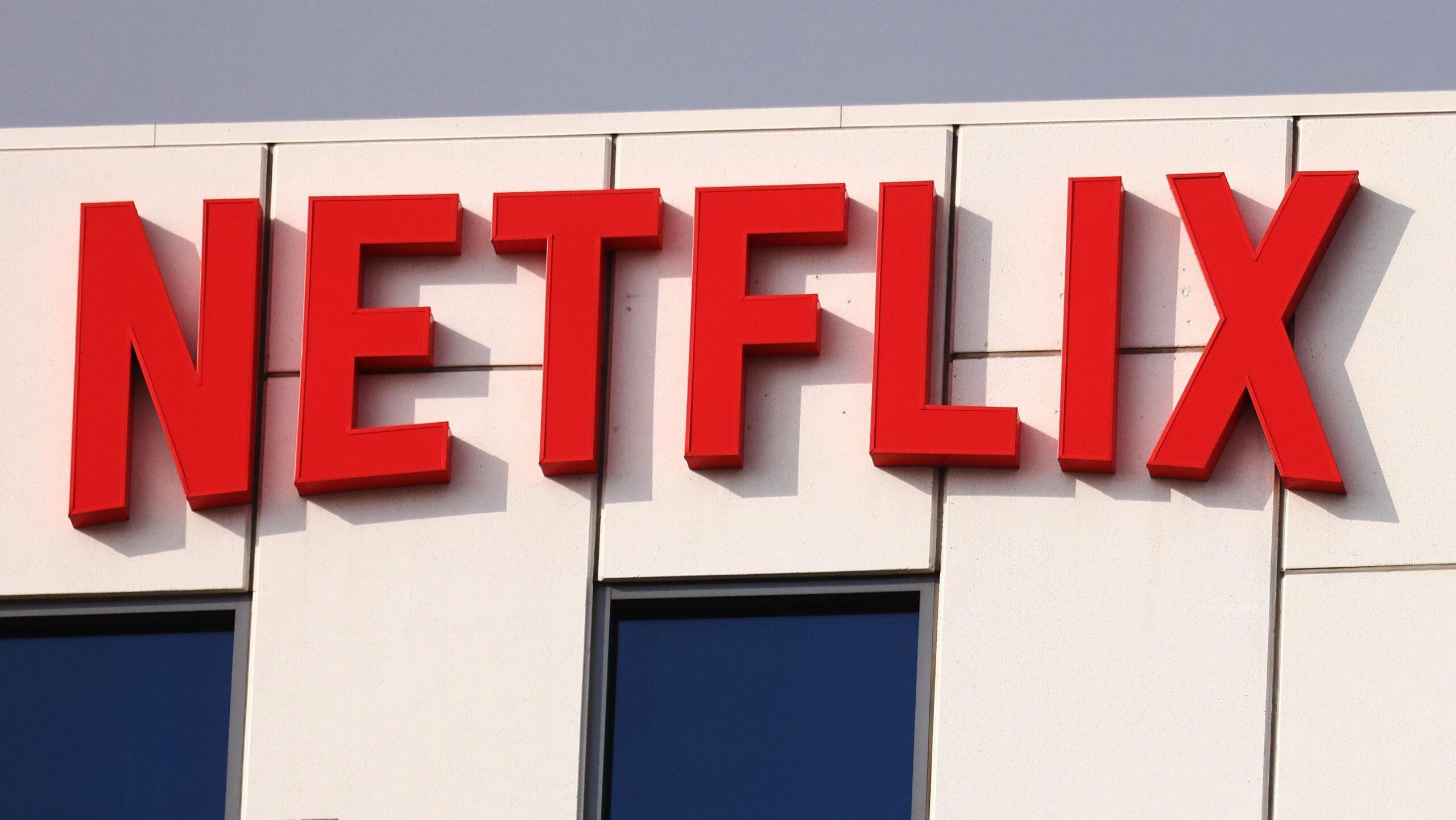 The Netflix logo is displayed at Netflix’s Los Angeles headquarters on October 07, 2021 in Los Angeles, California. Photo: Getty Images Mario Tama